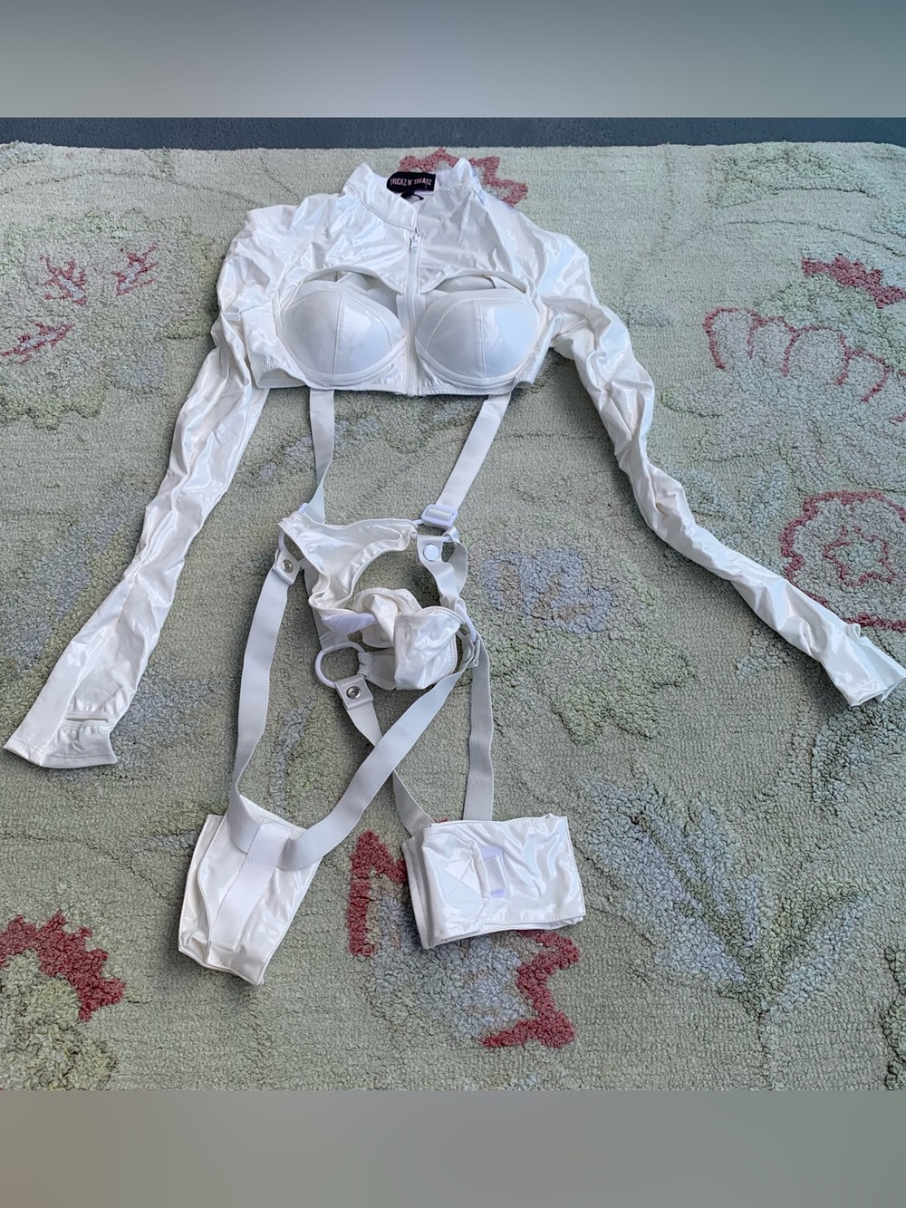 Trickz N' Treatz White Vinyl Sci-Fi Babe Costume Set size small